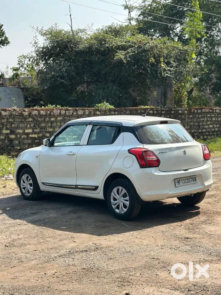 Maruti Suzuki Swift 2021 Petrol 33000 Km Driven