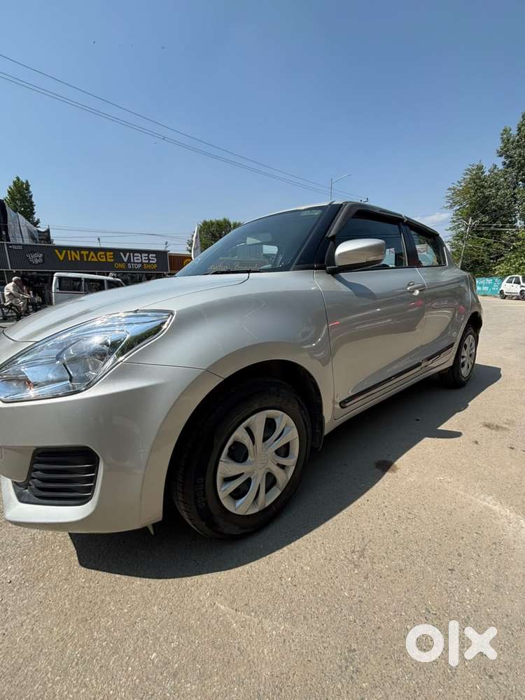 Maruti Suzuki Swift Vvt Vxi, 2022, Petrol