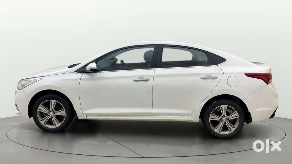 Hyundai Verna 1.6 Vtvt Sx, 2019, Petrol