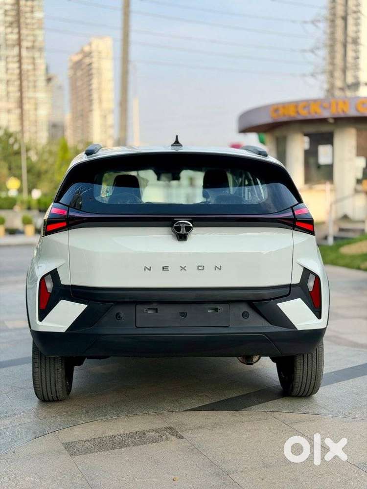Tata Nexon Pure Plus (s) Petrol Amt, 2026, Petrol