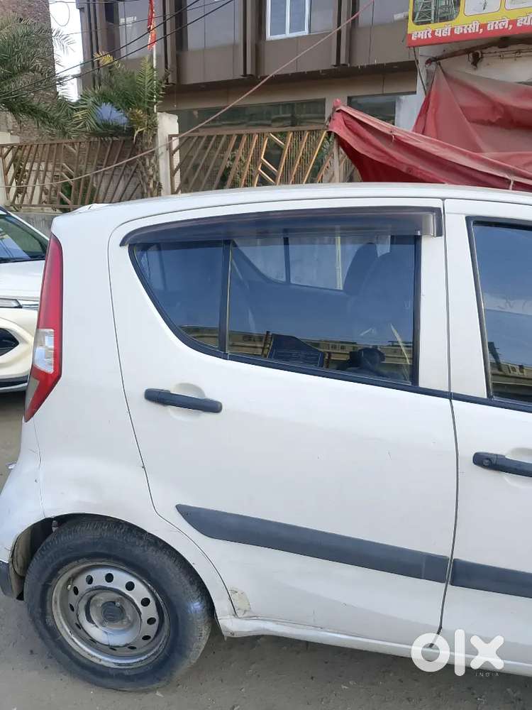 Ritz Suzuki White Petrol Cng
