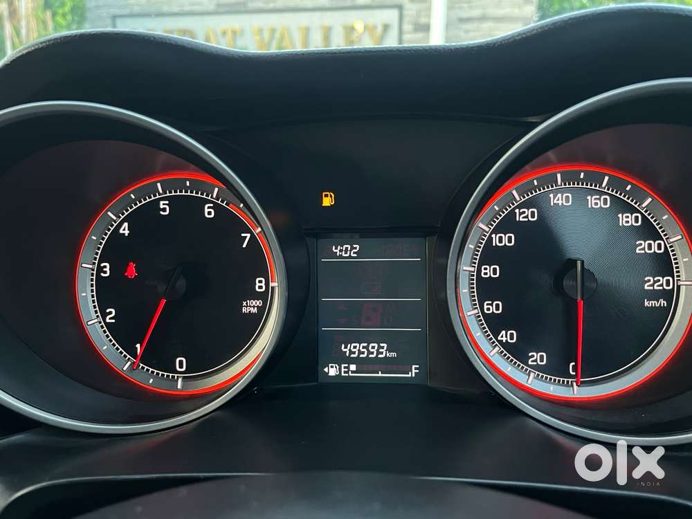Maruti Suzuki Swift Vxi + Manual, 2021, Petrol