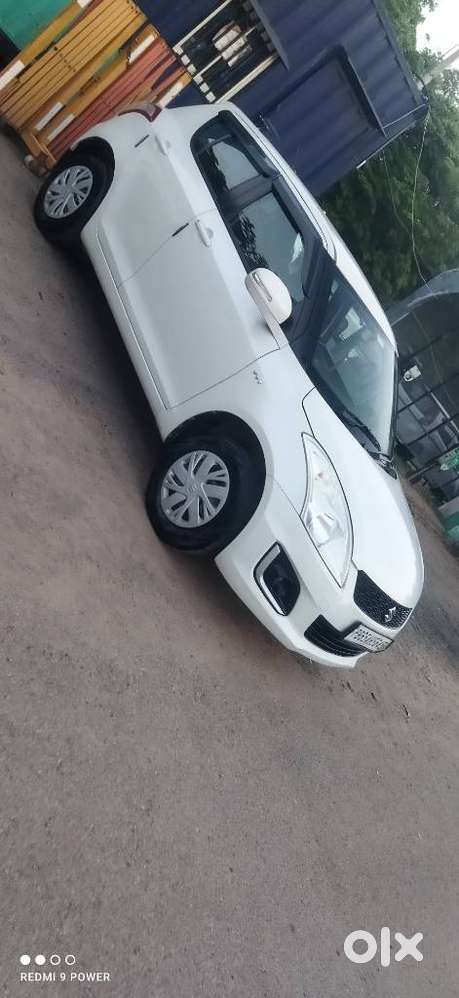 Maruti Suzuki Swift Vxi 1.2 Abs Bs-iv, 2016, Petrol