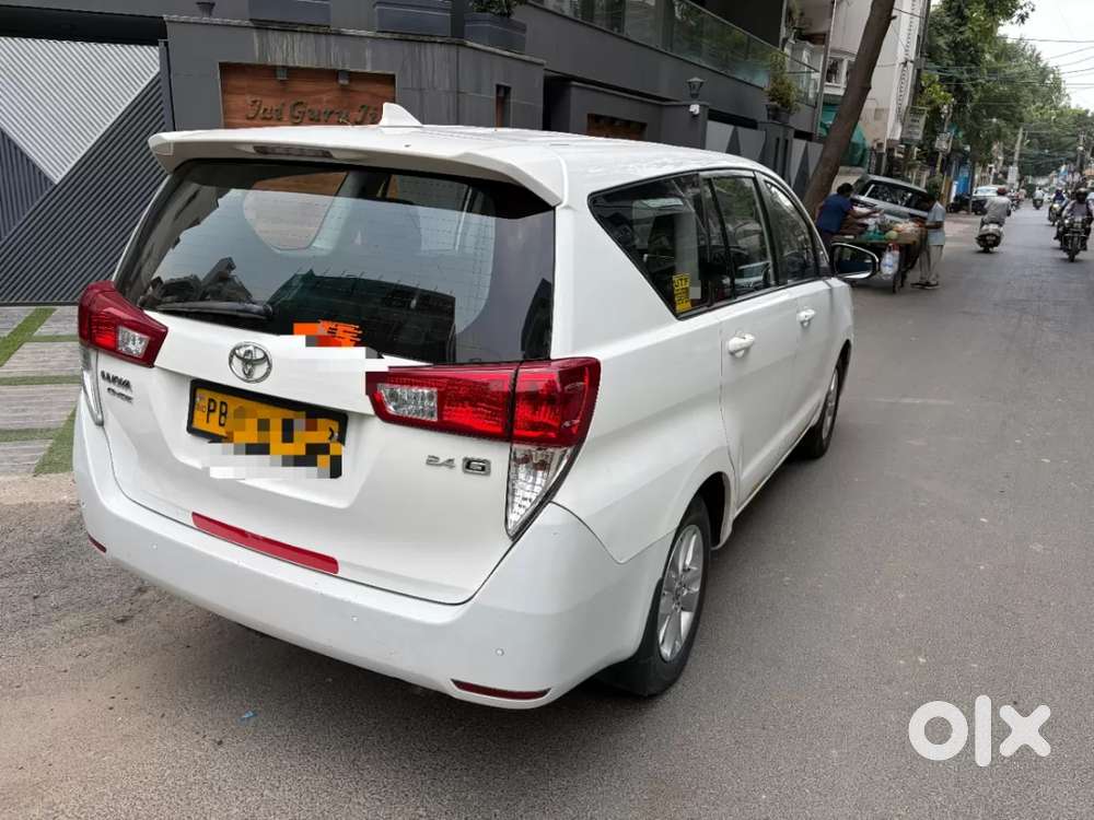 Toyota Innova Crysta 2.4 G Plus Mt 7 Str, 2020, Diesel