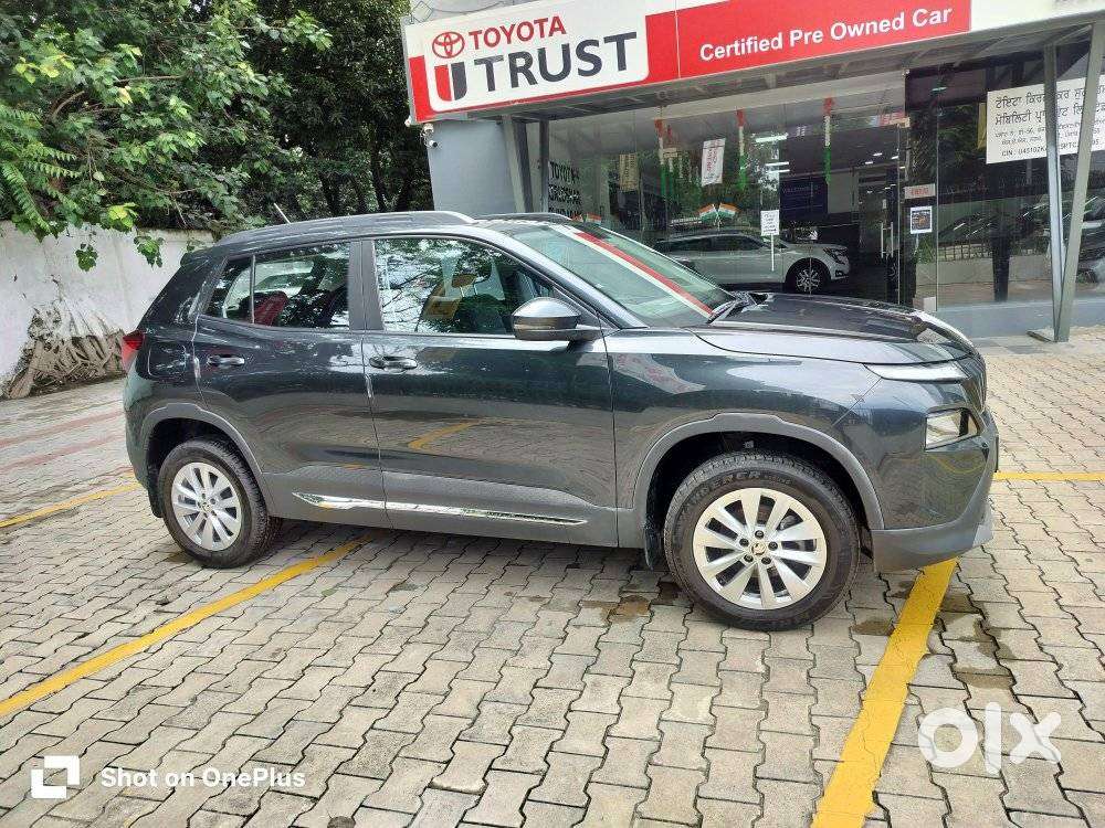 Skoda Kylaq Signature At, 2025, Petrol