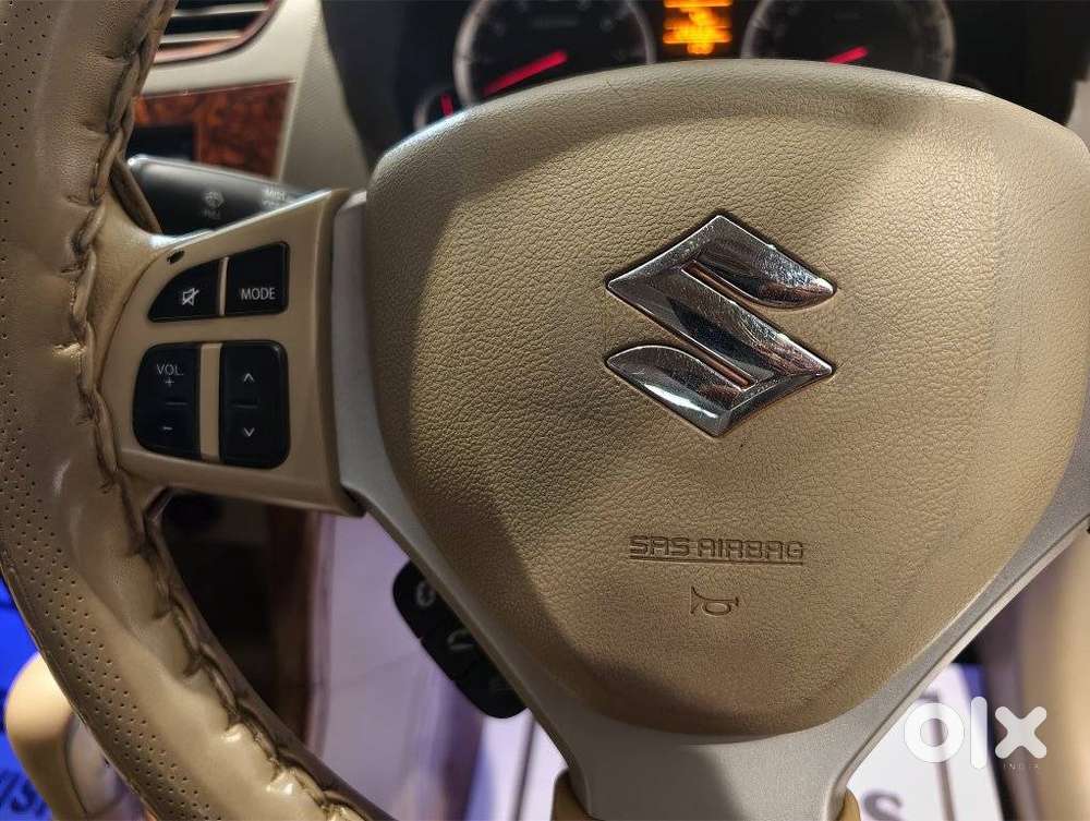 Maruti Suzuki Ertiga Vxi At, 2018, Petrol