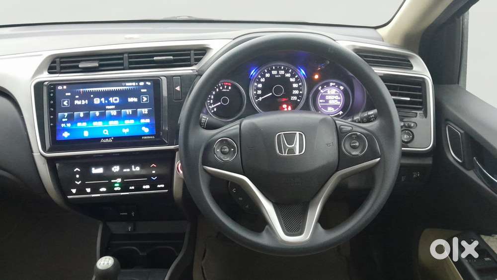 Honda City I-vtec V, 2018, Petrol