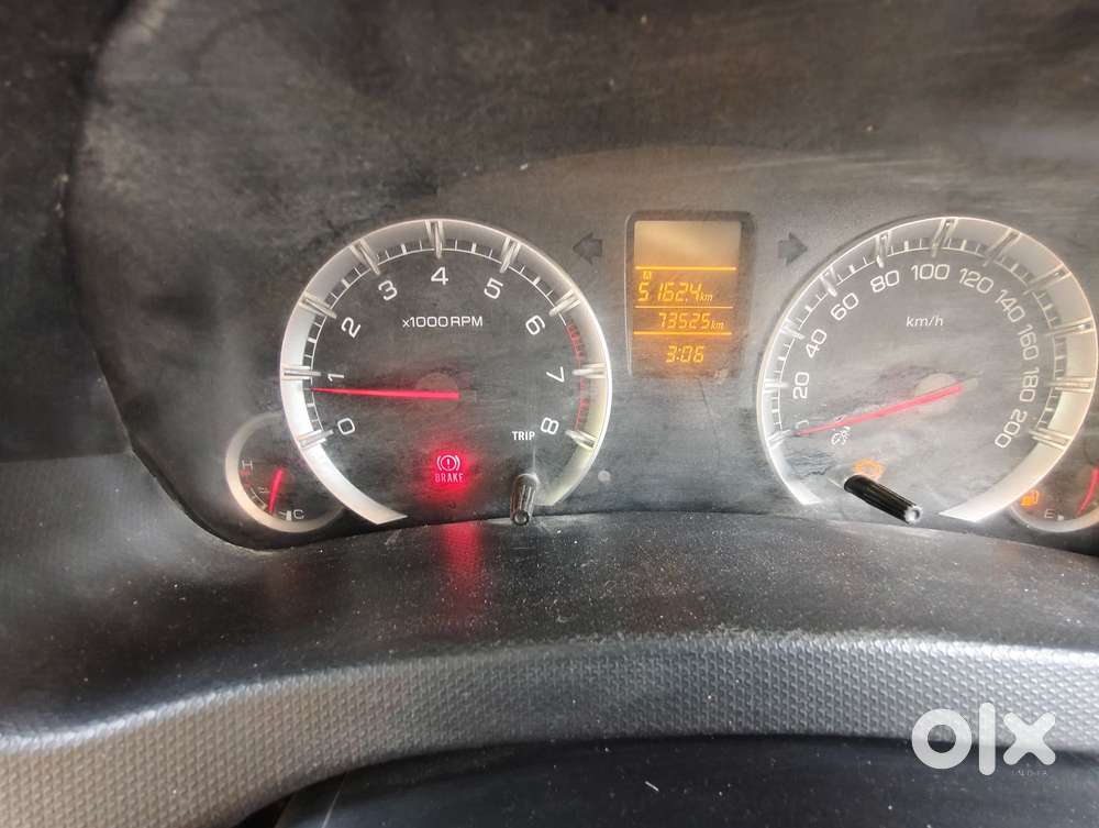 Maruti Suzuki Swift Amt Vvt Vxi, 2016, Petrol