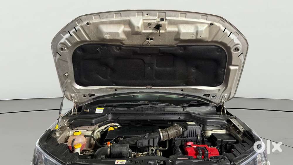 Mahindra Xuv300 W8 Option, 2019, Petrol