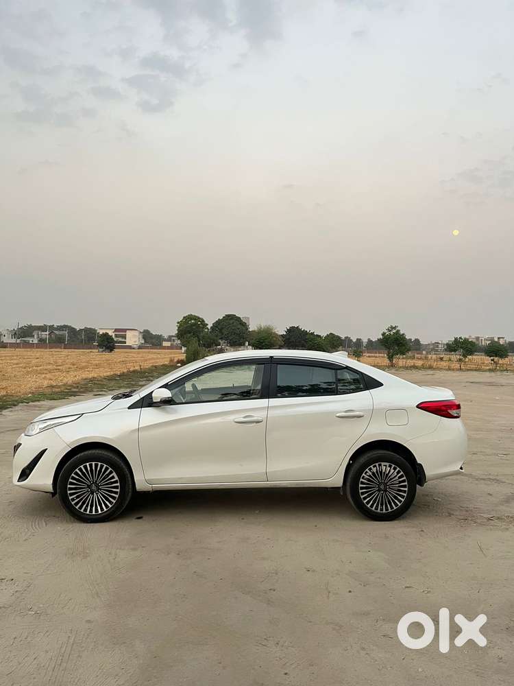 Toyota Yaris G Cvt, 2018, Petrol