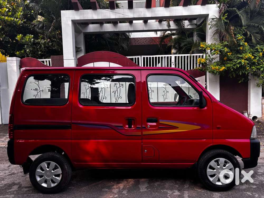 Maruti Suzuki Eeco 7 Seater Standard, 2013, Petrol