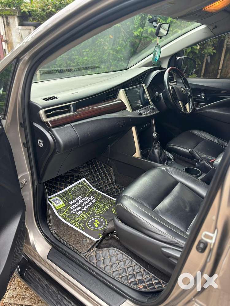 Toyota Innova Crysta Diesel 2017