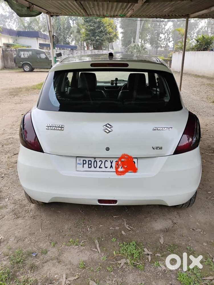Maruti Suzuki Swift 2016 Diesel 84000 Km Driven