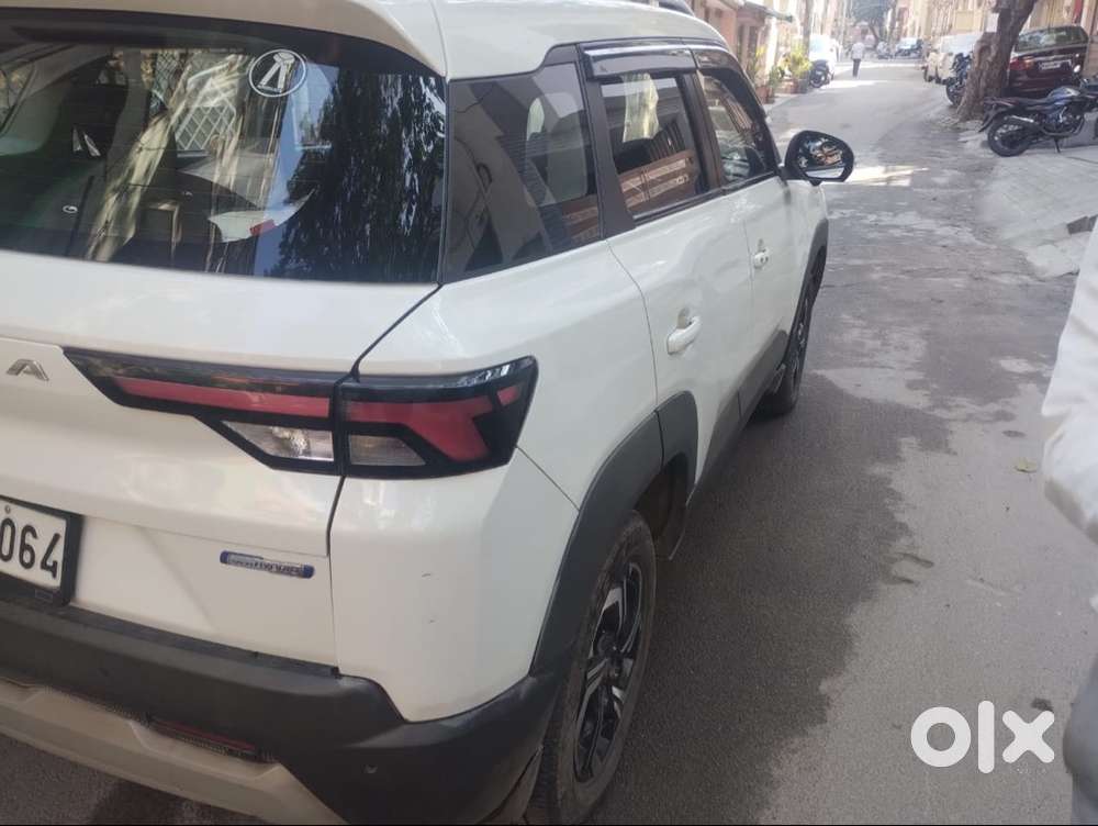 Maruti Suzuki Brezza 2022 Petrol 35000 Km Driven