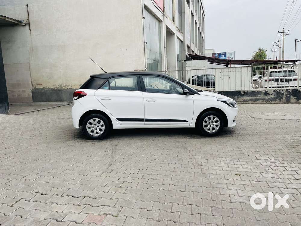 Hyundai I20 Sportz 1.2 Bs-iv, 2017, Petrol