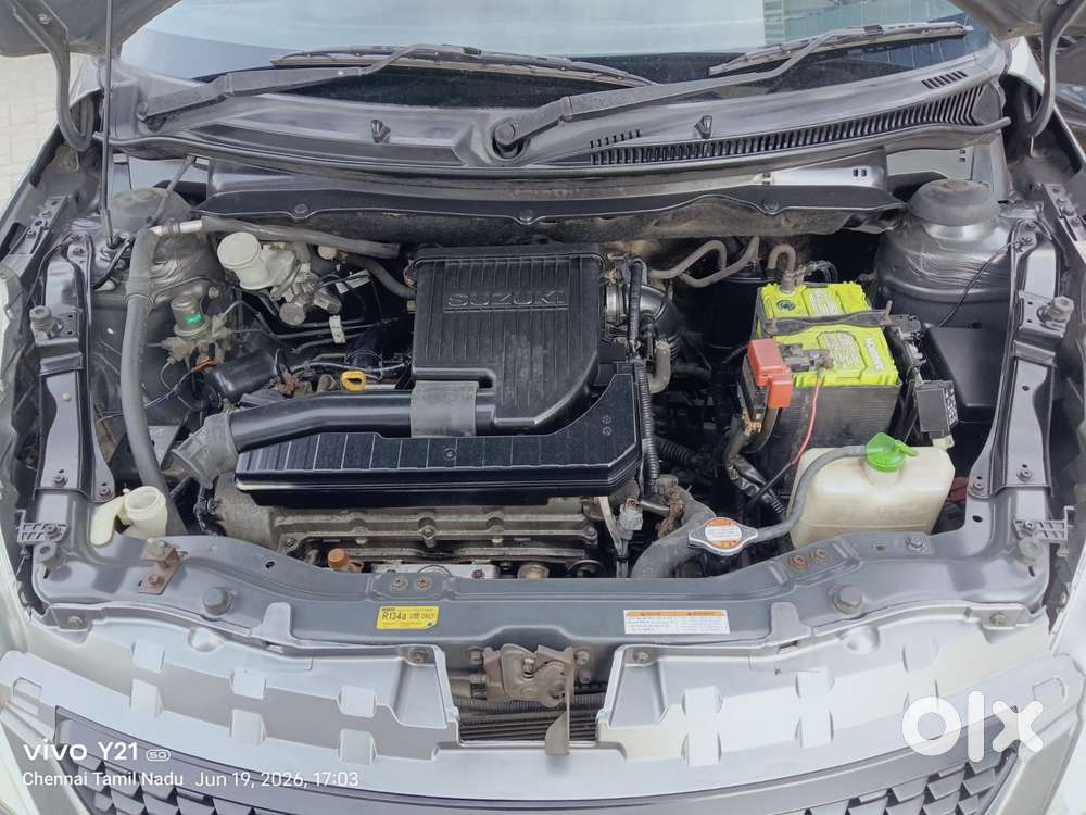 Maruti Suzuki Swift Vxi, 2012, Petrol