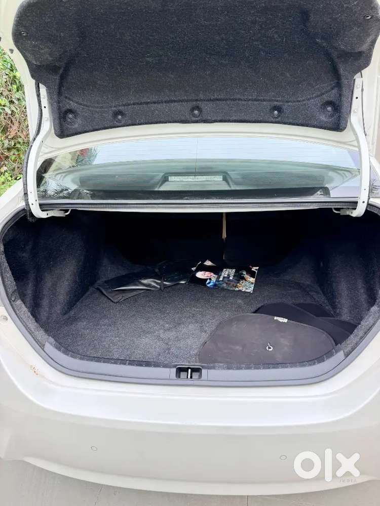 Toyota Corolla Altis 2018 Facelift