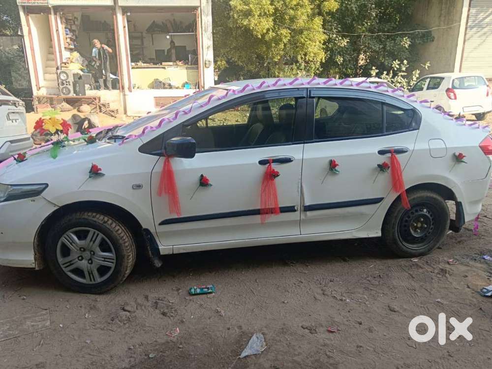 Rj 10 Honda City 2010  टॉप मॉडल  A1 कंडीशन  2029 तक वैध