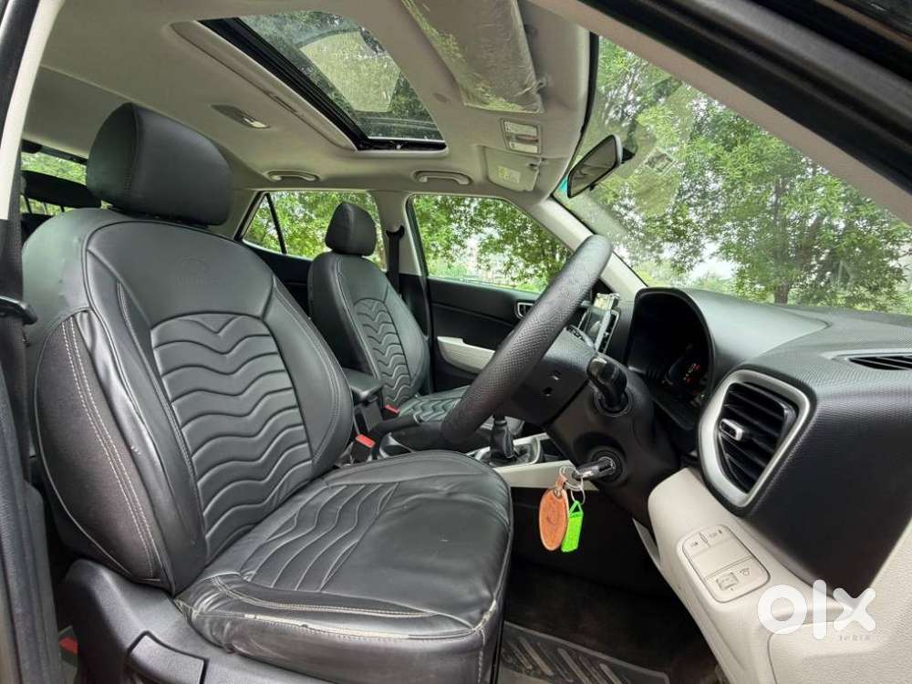 Hyundai Venue S Turbo, 2024, Petrol