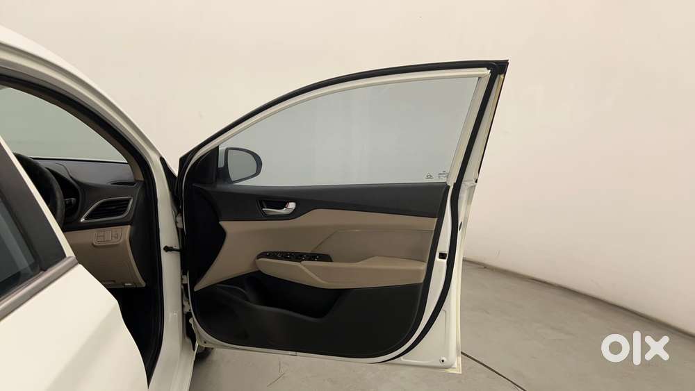Hyundai Verna 1.6 Crdi Sx Plus At, 2017, Diesel