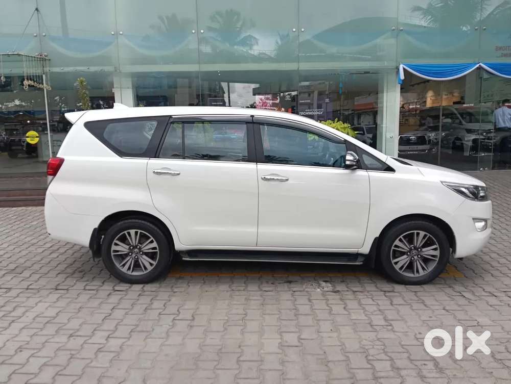 Toyota Innova Crysta [2020-ongoing] 2.7 Zx At 7 Str, 2016, Petrol
