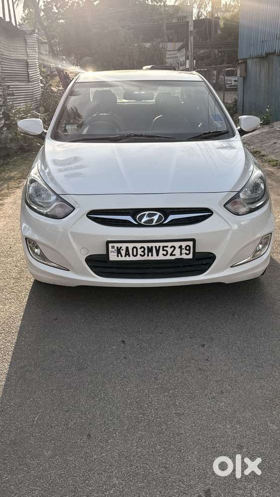 Hyundai Fluidic Verna 1.6 CRDi SX, 2015, Diesel