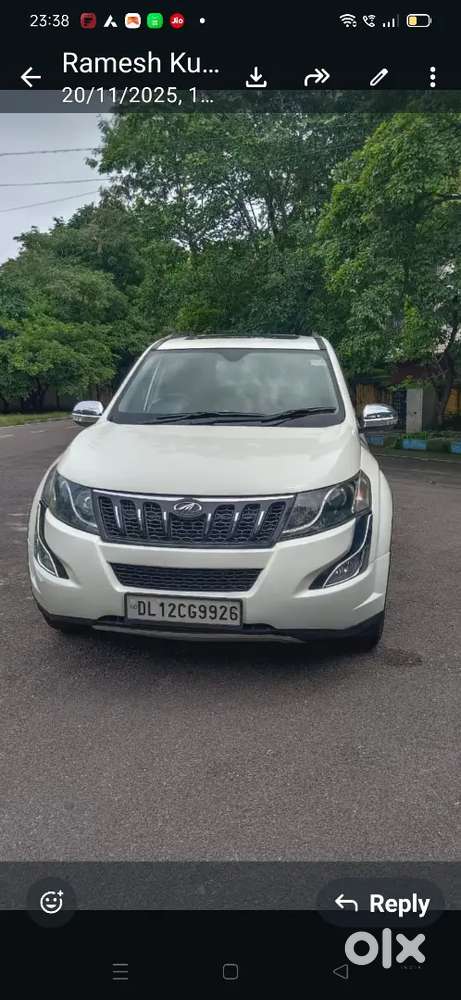 Xuv 500 W10 Topend Vehicle