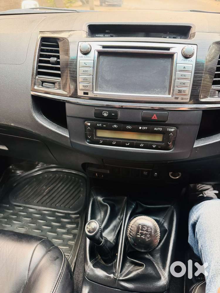 Toyota Fortuner 3.0 4x4 Manual, 2015, Diesel