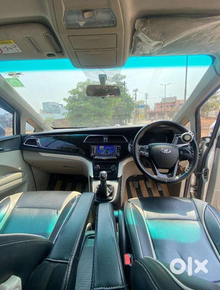 Mahindra Marazzo M6 8str, 2018, Diesel