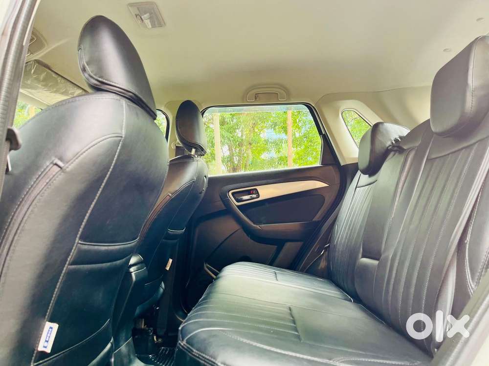 Maruti Suzuki Brezza 1.5 Zxi Smart Hybrid, 2020, Petrol