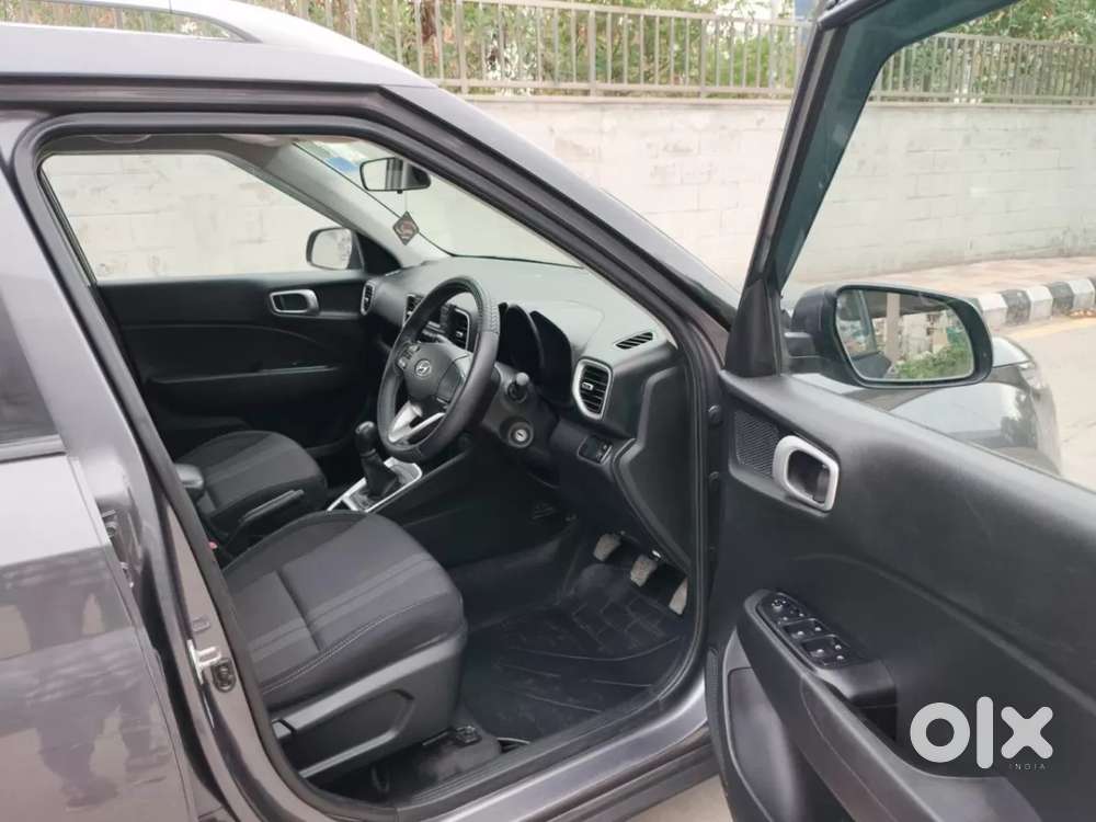 Hyundai Venue S 1.2 Petrol, 2020, Petrol