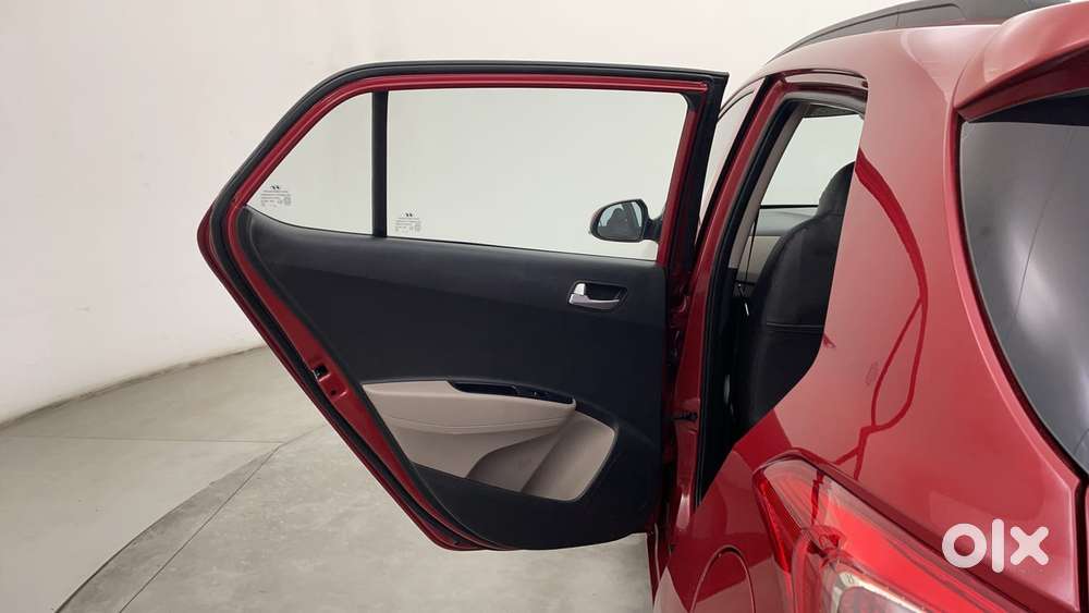 Hyundai Grand I10 [2017-2020] 1.2 Kappa Vtvt Sportz At, 2018, Petrol