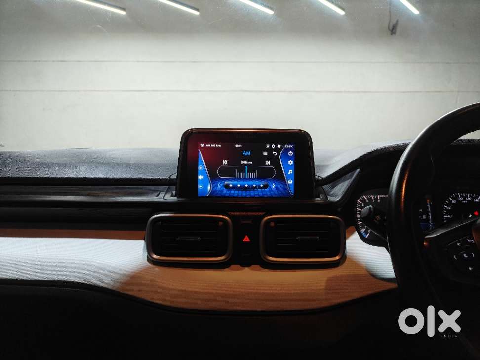 Tata Punch 1.2 Revotron Creative Amt Dual Tone, 2022, Petrol