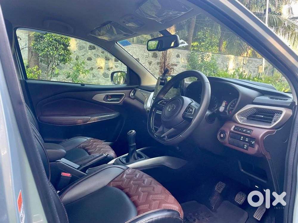 Toyota Urban Cruiser Taisor V 1.0 Petrol Mt, 2024, Petrol