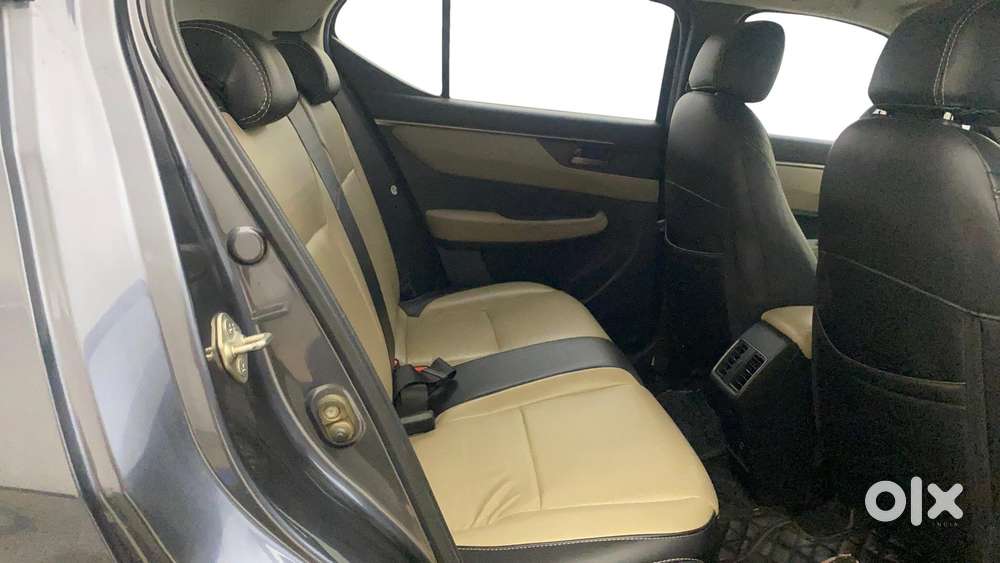 Honda Elevate Vx Mt, 2023, Petrol