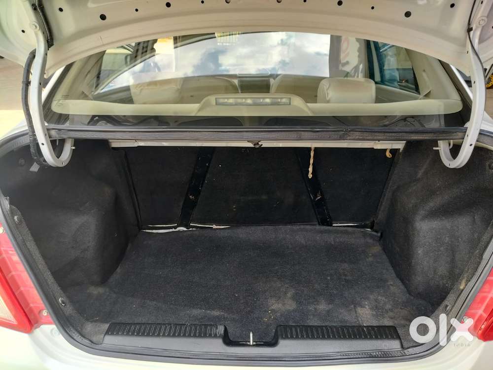 Maruti Suzuki Dzire 1.2 Vxi, 2019, Petrol