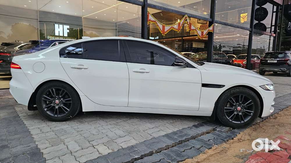 Jaguar Xe, 2021, Petrol