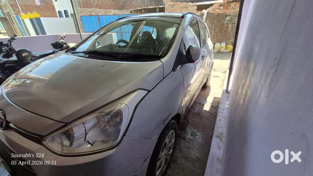 Hyundai Grand I10 2016 Petrol 90000 Km Driven