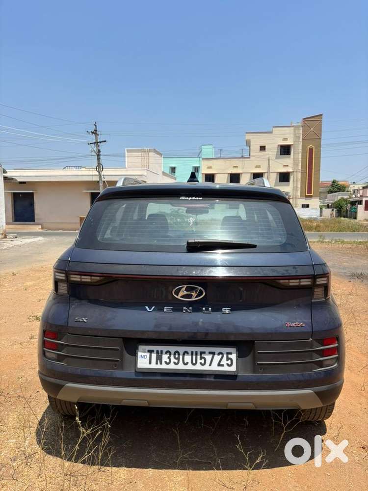 Hyundai Venue Sx 2022 Top Modelsingle Ownershowroom Condition