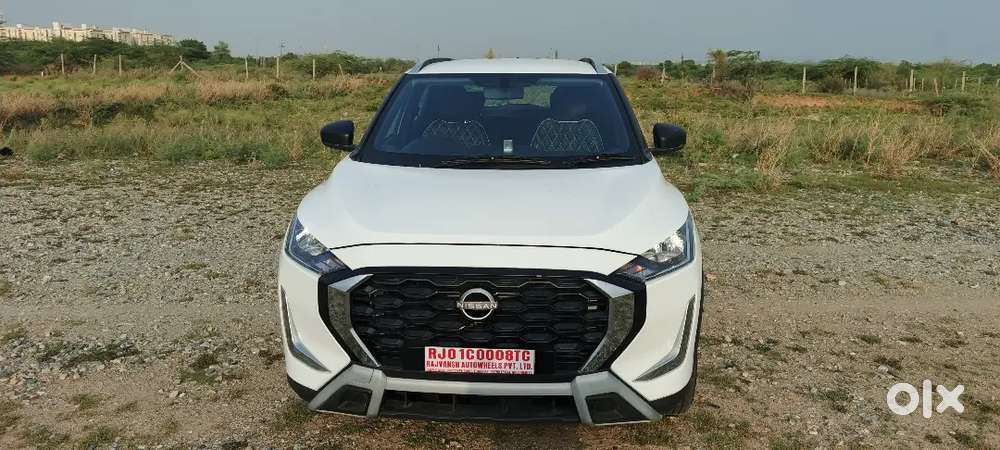 Nissan Magnite 1.0 Xe 2026 Car