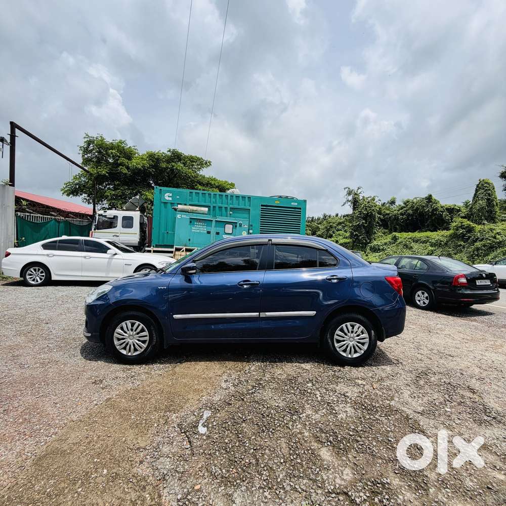 Maruti Suzuki Swift Dzire 1.2 Vxi Bsiv, 2018, Petrol
