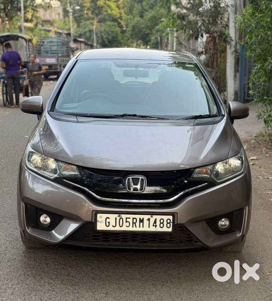 Honda Jazz V Automatic, 2016, Petrol