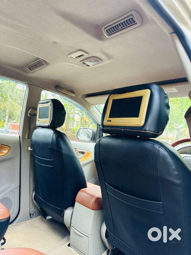 Toyota Innova 2.5 V 7 Str, 2010, Diesel