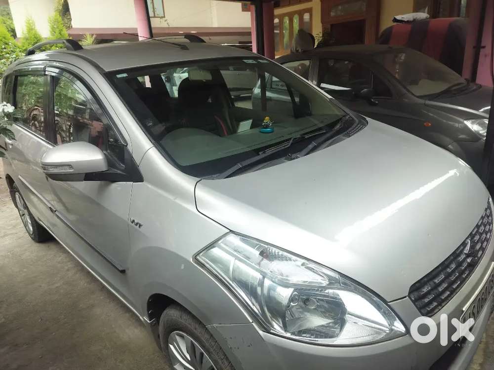 Well Maintained Maruti Ertiga 1.5 Vxi (petrol) Only 43.4 Km Driven.