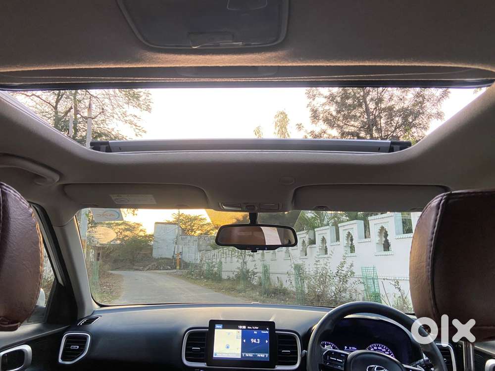 Hyundai Venue Sx+ At, 2020, Petrol