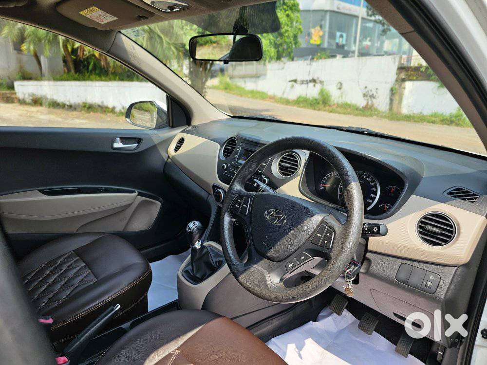 Hyundai Grand I10 Sportz 1.2 Kappa Vtvt, 2017, Petrol