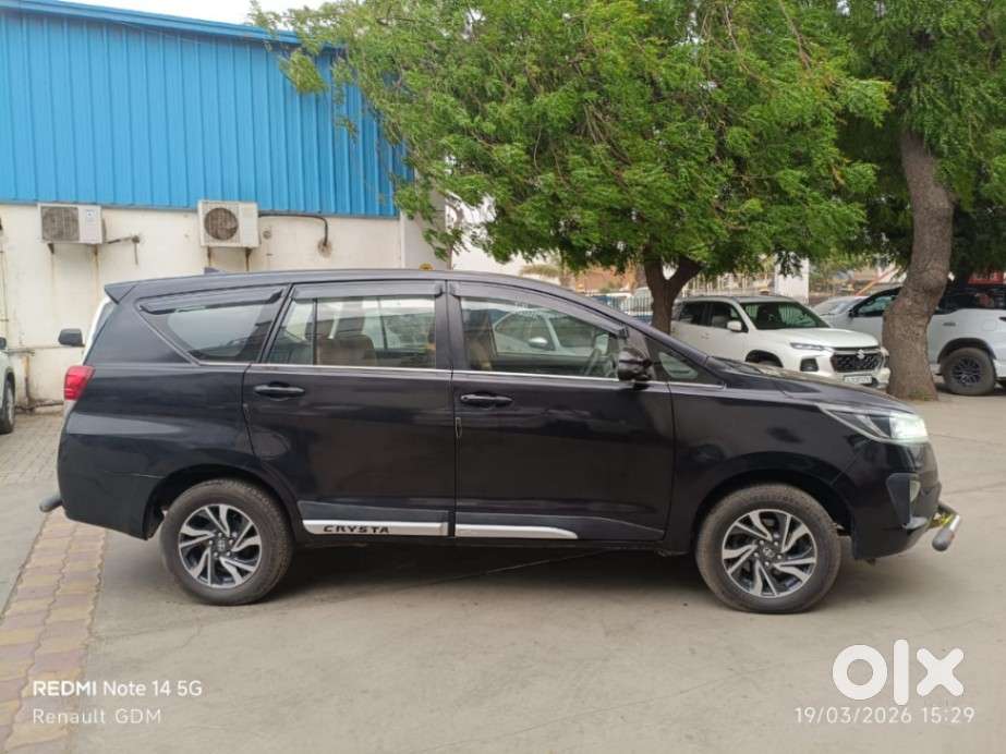 Toyota Innova Crysta 2.4 G Mt, 2021, Diesel