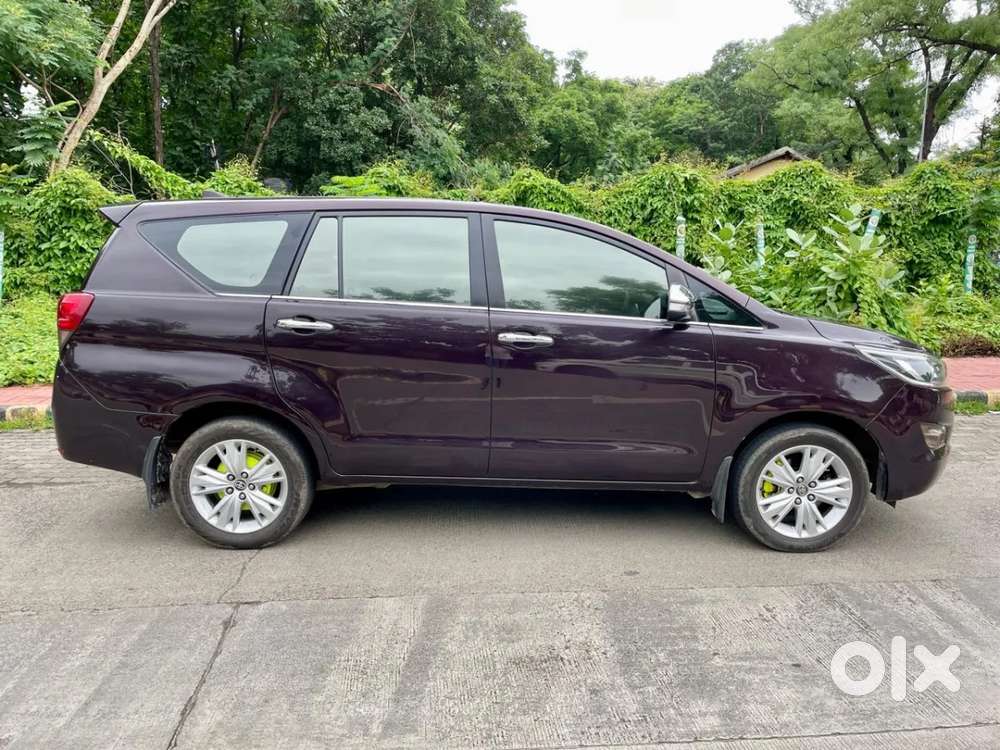 Toyota Innova Crysta 2.8 Zx At 7 Seater, 2016, Diesel
