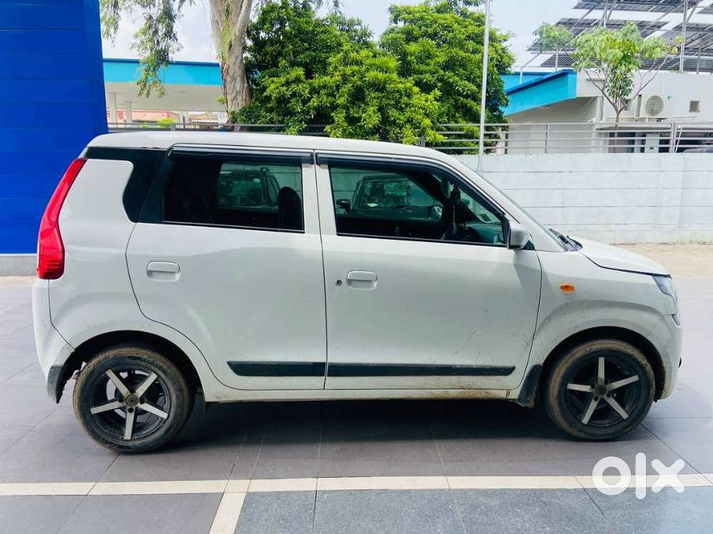 Maruti Suzuki Wagon R 1.0 Vxi Ags, 2022, Petrol