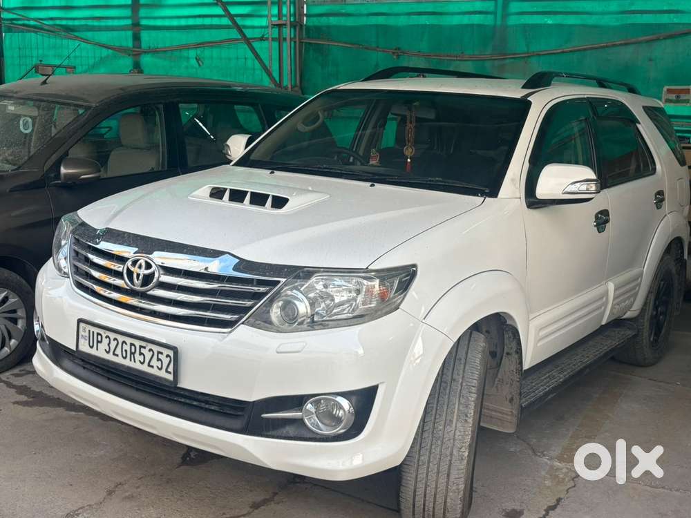 Toyota Fortuner Diesel 2015 Car